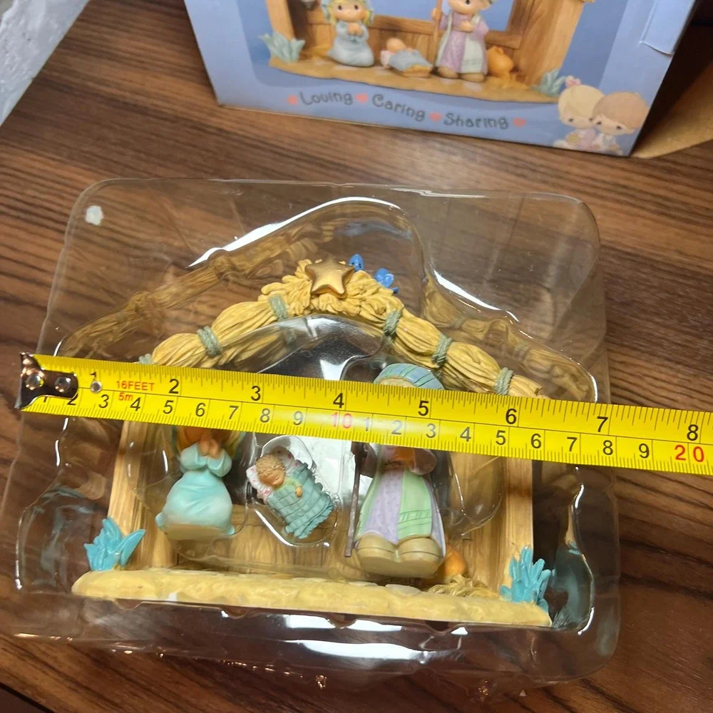 Vintage 2004 Precious Moments Nativity Set 4004566 Holy Family Christmas Enesco